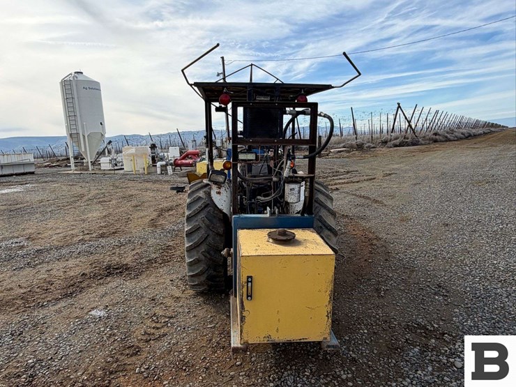 1985-ford-4610-image-2