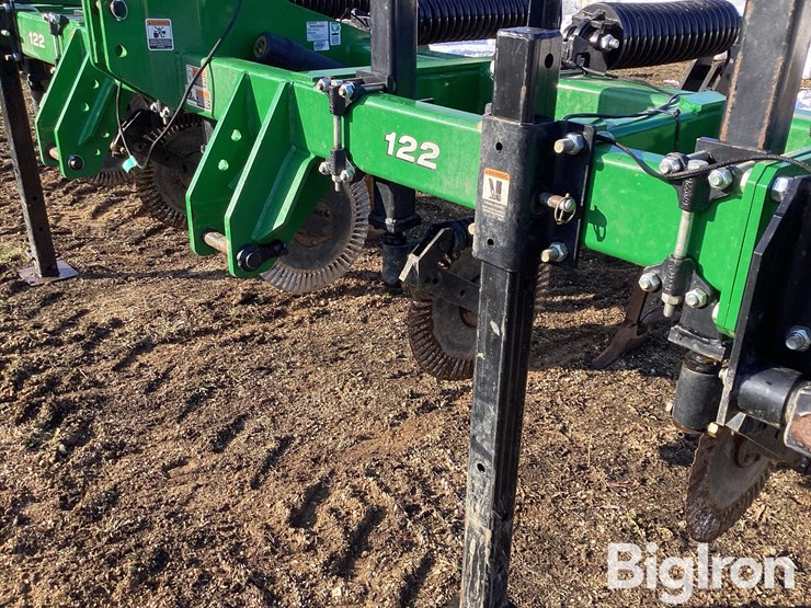 unverferth-zonebuilder-122-image-10