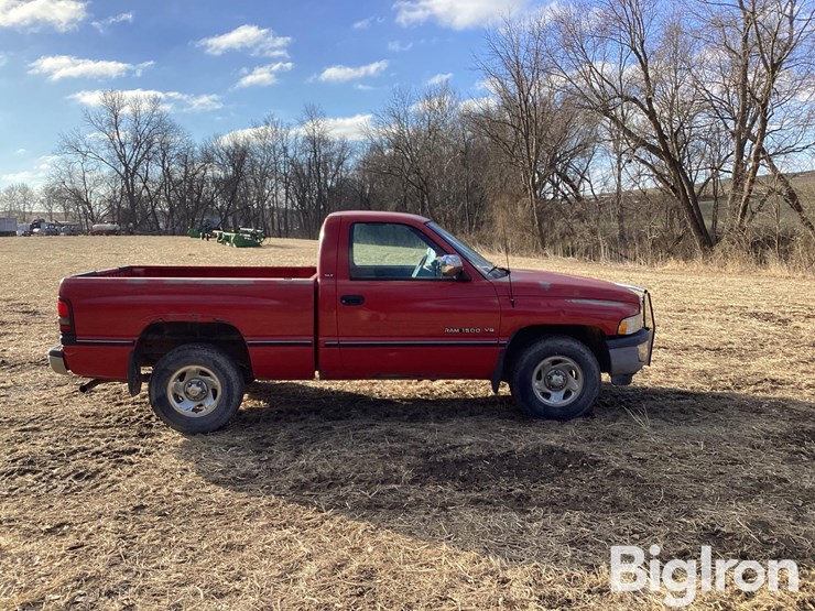 1995-dodge-ram-1500-image-4