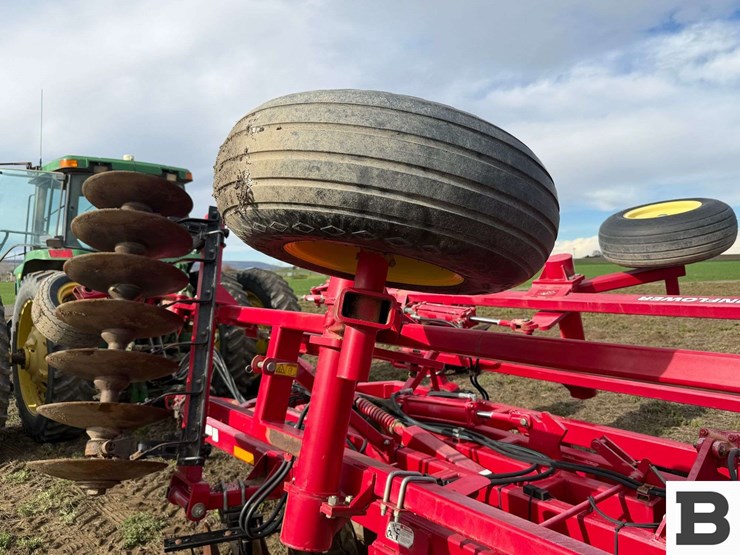 2010-sunflower-1234-18-image-28