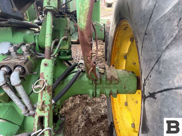 john-deere-1530-image-25