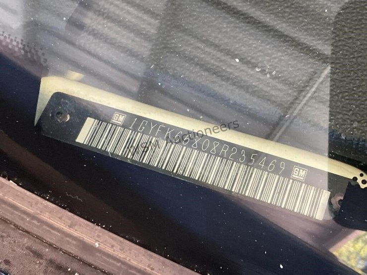 2008-cadillac-escalade-esv-image-12