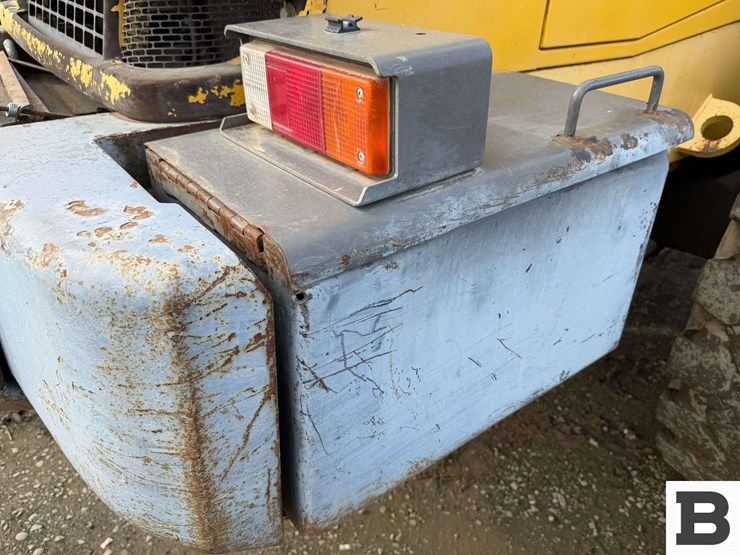 2001-komatsu-wa380-3-image-61