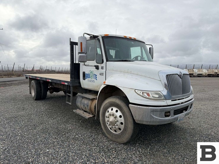 2007-international-durastar-4400-image-8