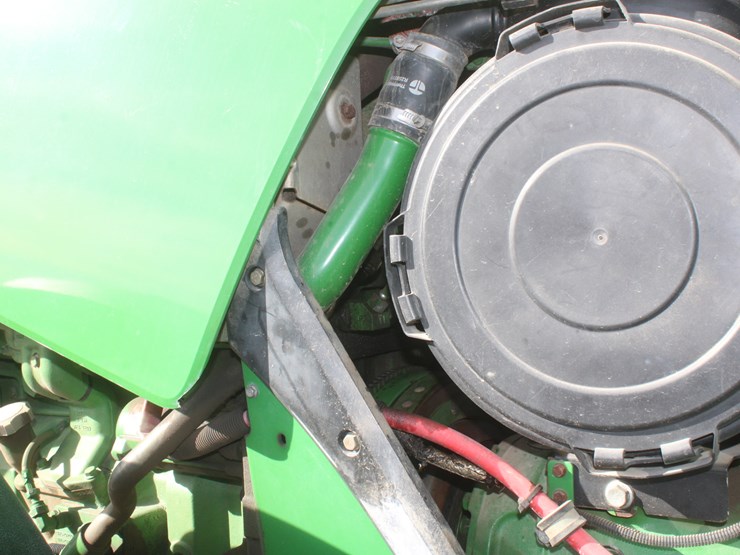 john-deere-8285r-image-49