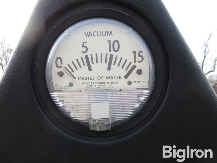 john-deere-7200-image-13