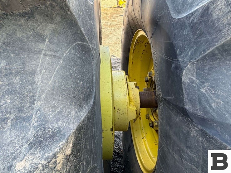 john-deere-8960-image-64