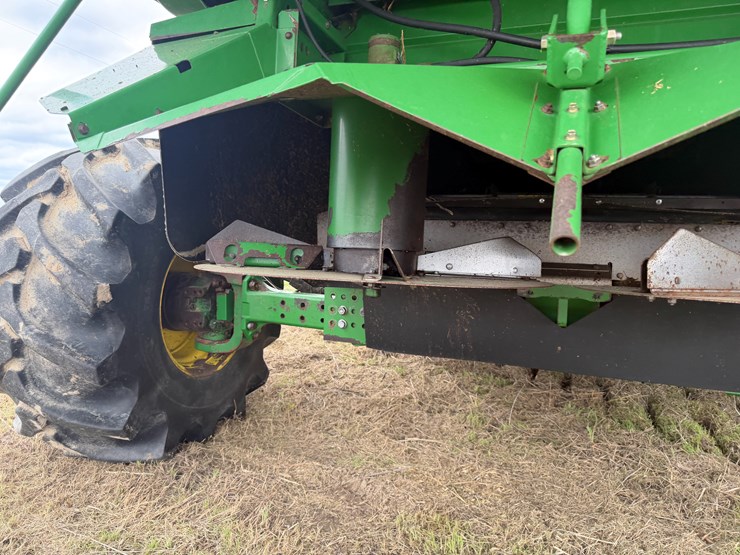 2009-john-deere-9670-sts-image-37