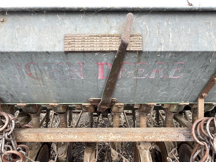 john-deere-10-image-8