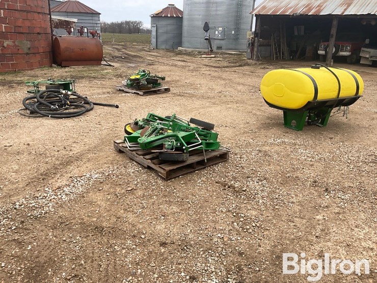 john-deere-12-image-3