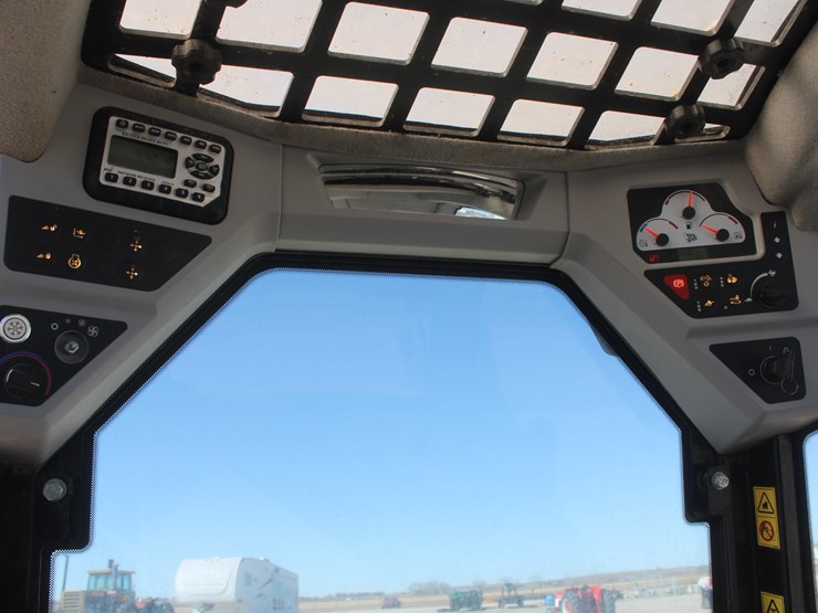 2014-jcb-205-image-31