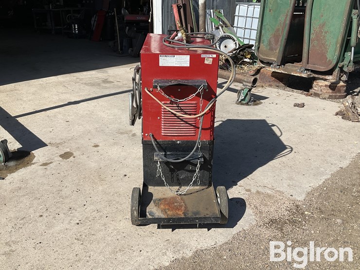 century-wire-feed-welder-image-6