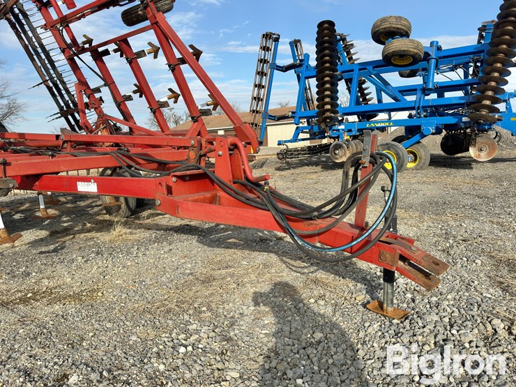 case-ih-4800-image-11