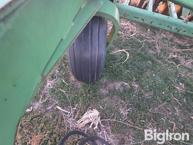 john-deere-9300-image-13