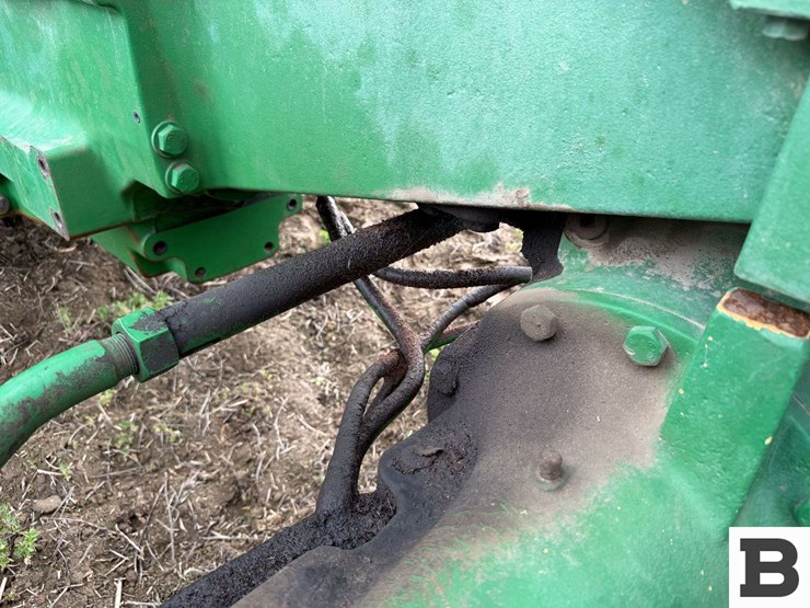 1995-john-deere-8300-image-76