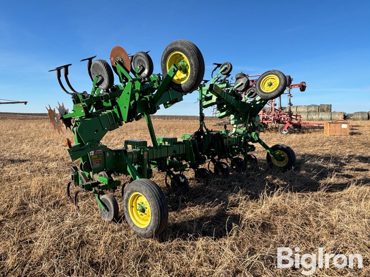 john-deere-856-image-3