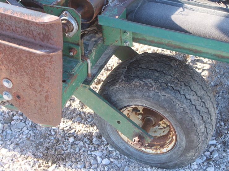 #1018-•-lockwood-model-l6700-885-bean-harvester-image-15