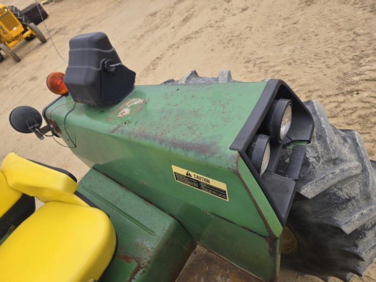 john-deere-4040-image-7