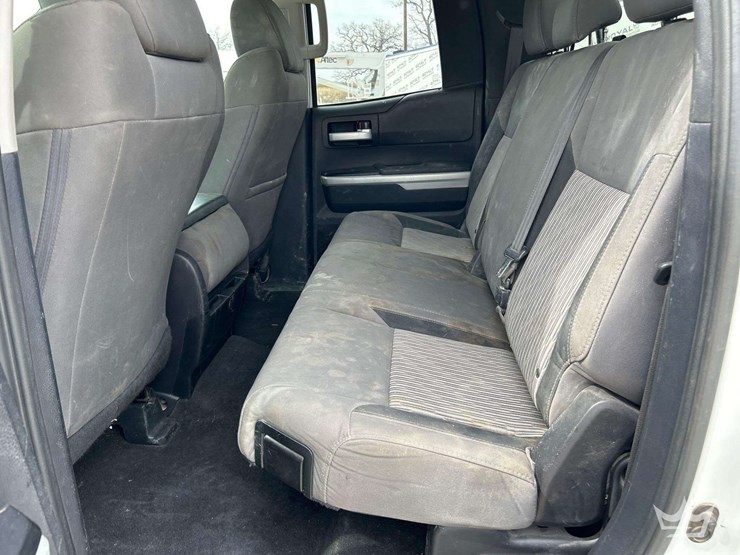 2014-toyota-tundra-image-20