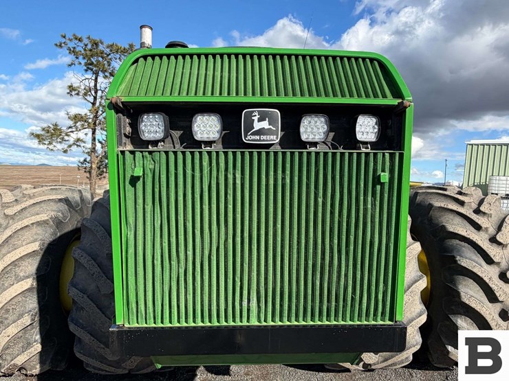 john-deere-8960-image-9