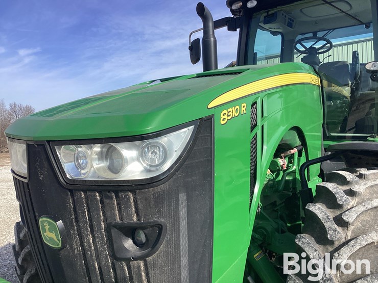 2011-john-deere-8310r-image-14