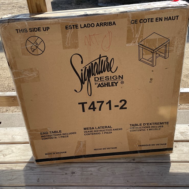 #3526 • New Ashley Signature End Table