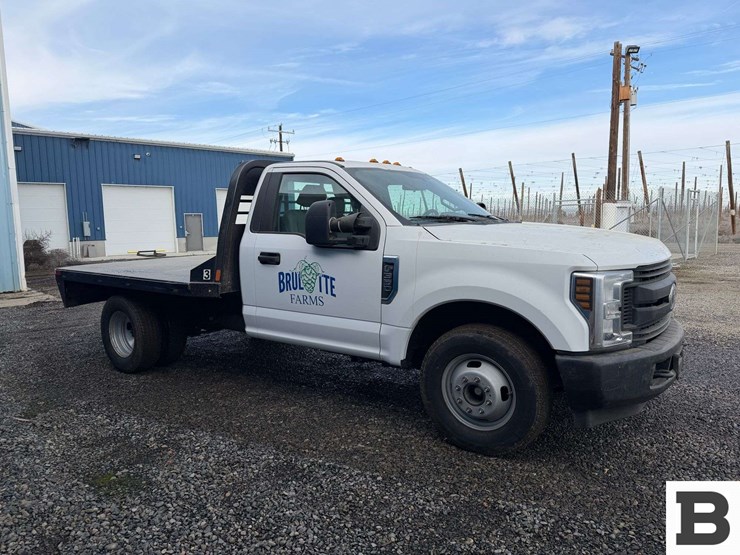 2019-ford-f350-image-9