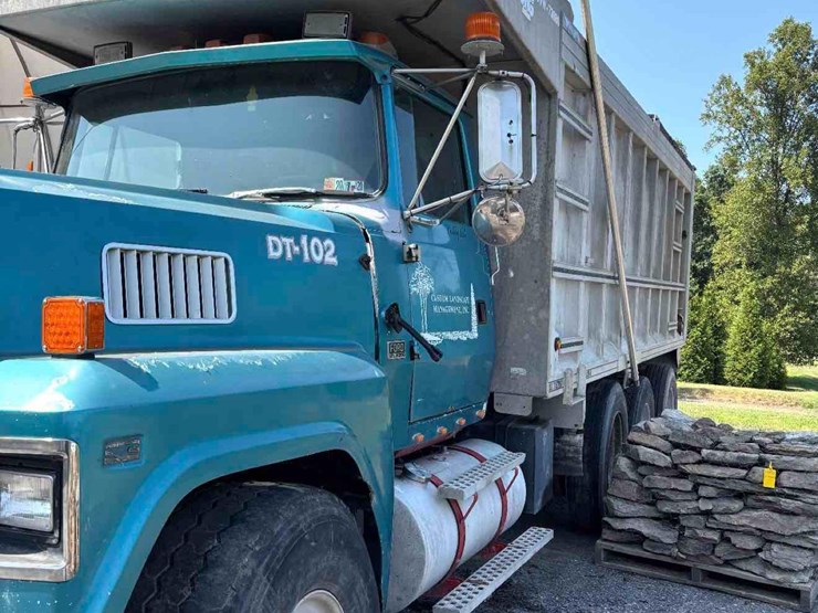 1994-ford-ltl9000-image-2