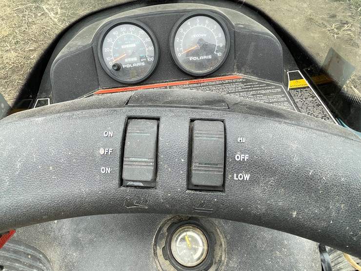 #3444-•-1998-polaris-indy-trail-snowmobile-for-parts-(no-registration-card)-image-30