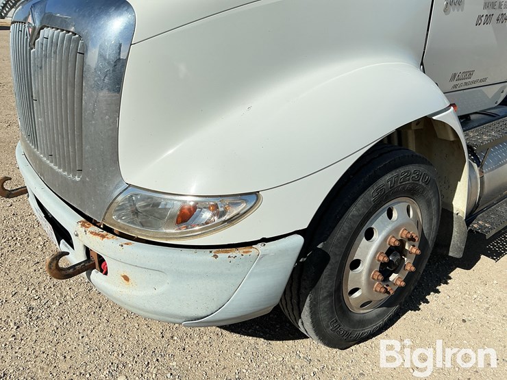 2006-international-8600-image-9