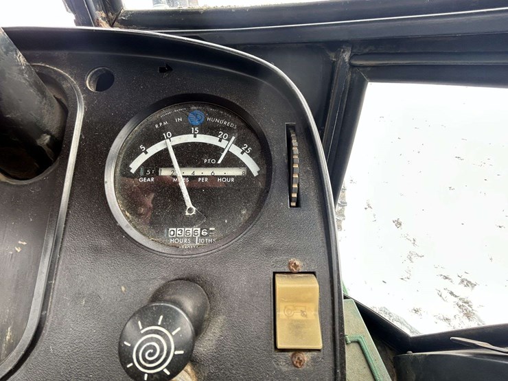 1977-john-deere-4630-image-23