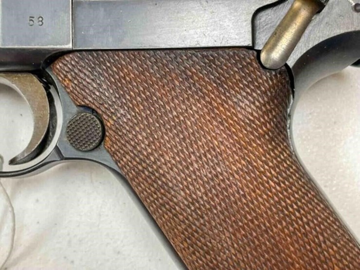 dwm-crown-luger-pistol-image-7