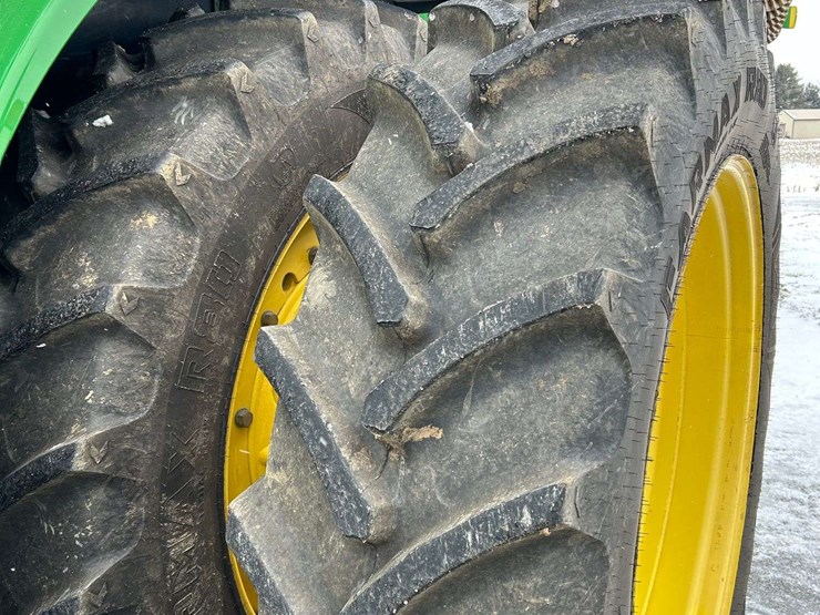 2007-john-deere-8230-image-19