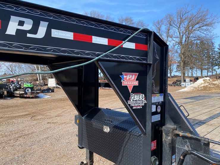 #1114-•-2019-pj-jy322-32'-flatbed-gooseneck-trailer-(has-wi-title)-(colfax,-wi)-image-16