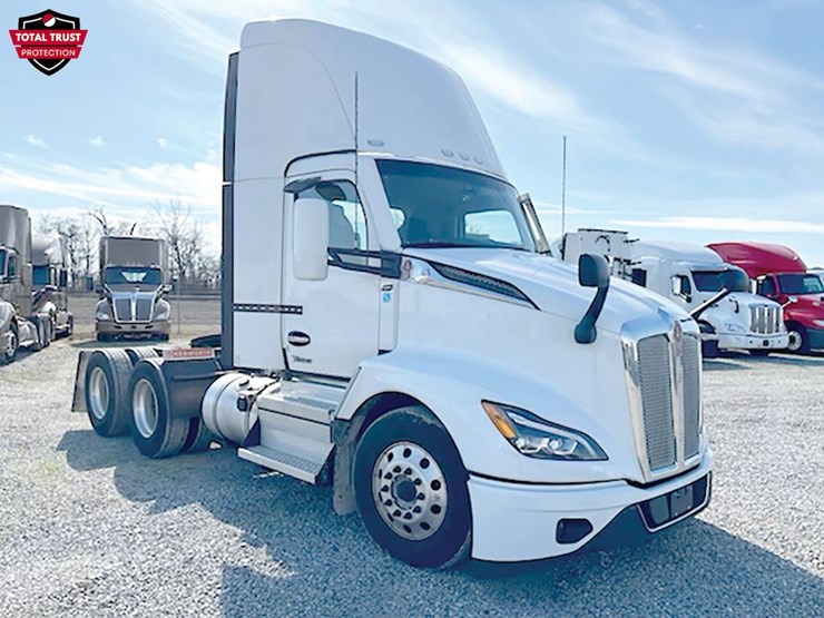 2024-kenworth-t680-image-1