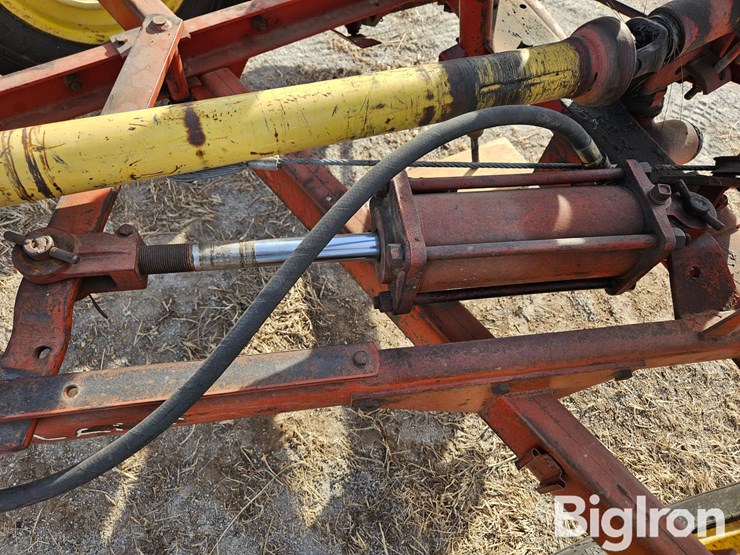 new-holland-456-image-12