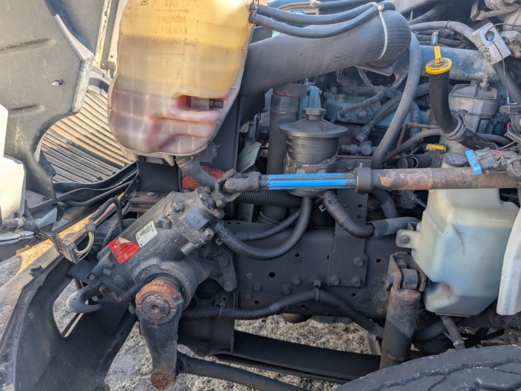 2006-international-durastar-4300-image-32