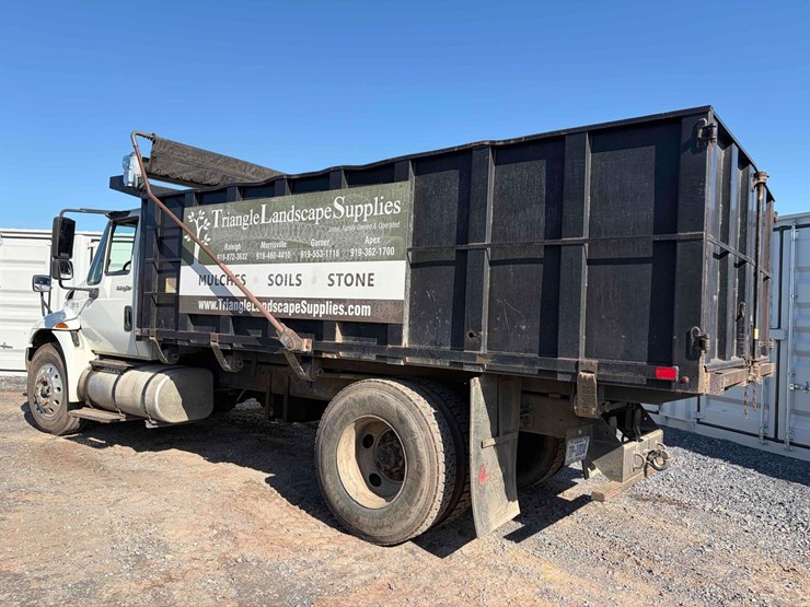 2012-international-durastar-single-axle-contractors-dump-image-4
