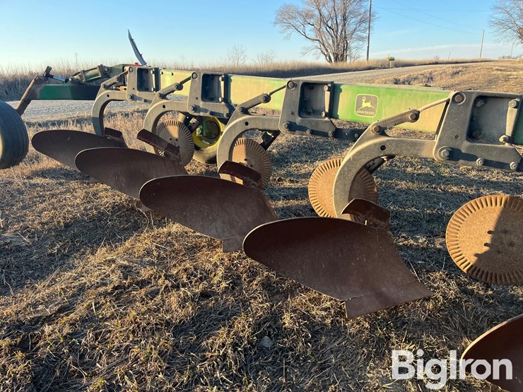 john-deere-2700-image-17