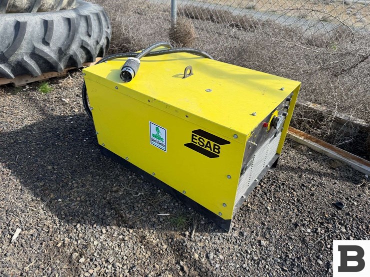 esab-lhd-300-um-welder---plymouth,-wa-image-2