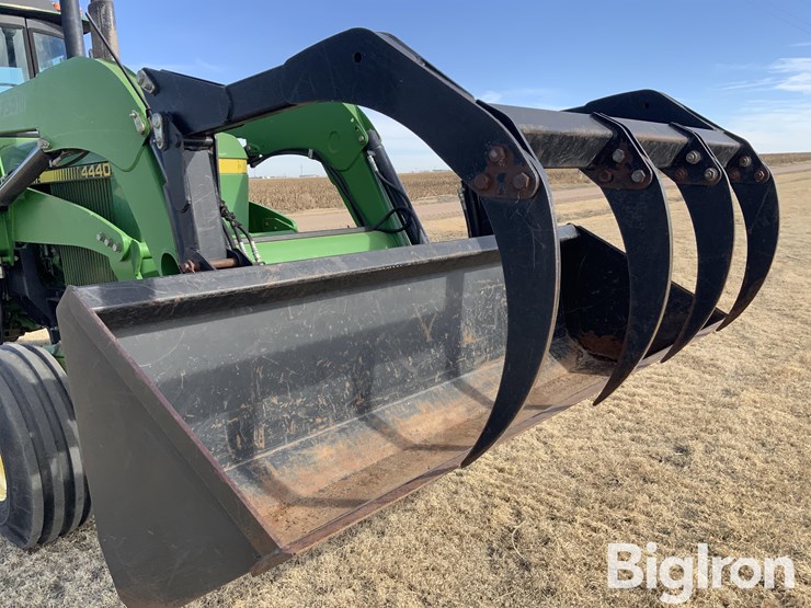 john-deere-4440-image-17