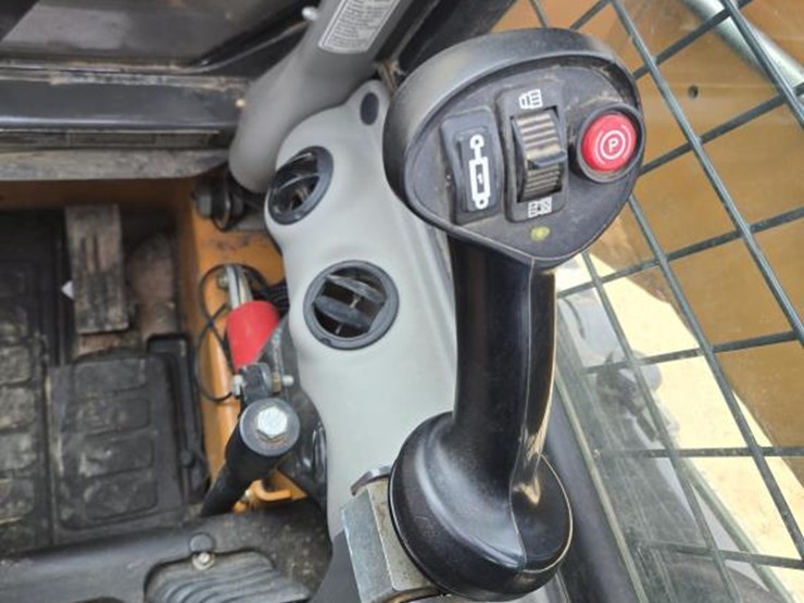 2020-case-tv450-image-21