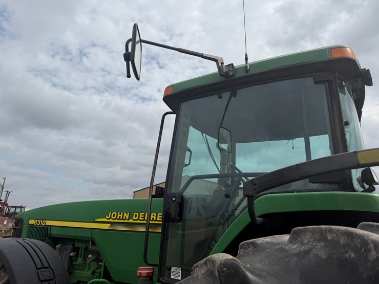 2001-john-deere-8310-image-24