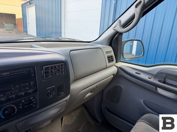 2002-ford-f250-image-27