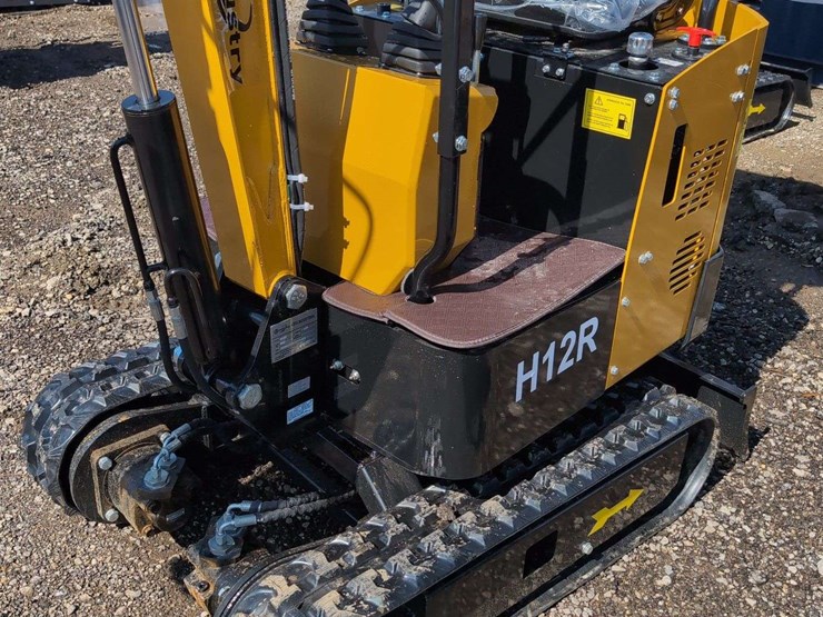 cfg-industrial-mini-excavator---h12r-image-3