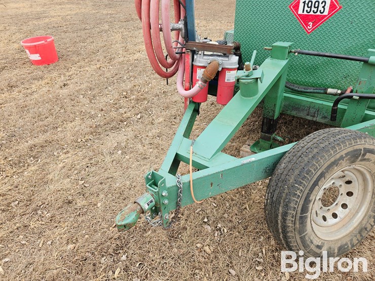 t/a-750-gal-fuel-trailer-image-9