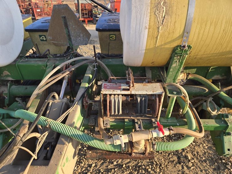 john-deere-7000-image-9