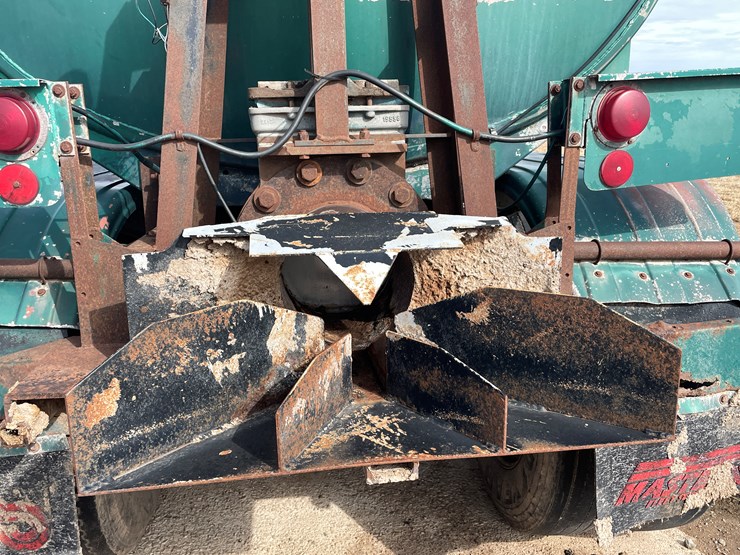 1978-fruehauf-tanker-image-23