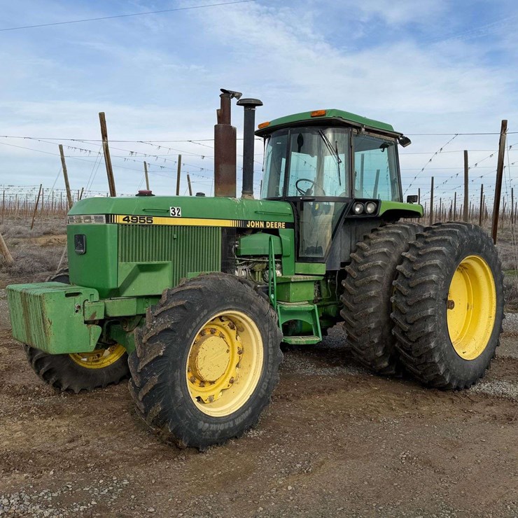 1990 JOHN DEERE 4955