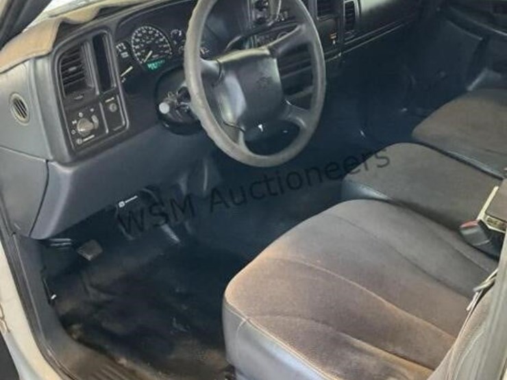 1999-chevrolet-silverado-1500-image-21